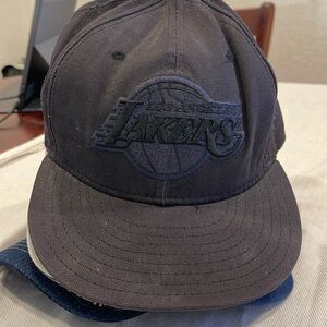 New Era, 59Fifty Fitted Hat, Los Angeles Lakers, Black / Black embroidered 7 3/4